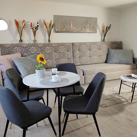Apartment Dalyce Šiauliai Esterno foto